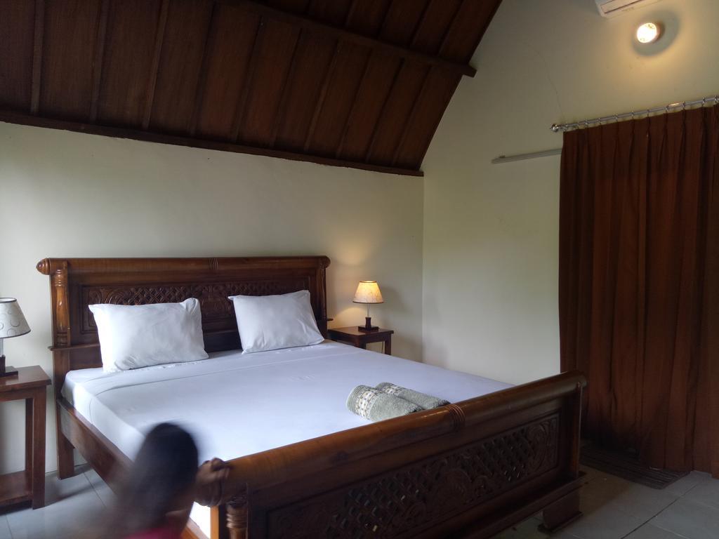 Rose Bungalow Hotel Pemenang Exterior foto