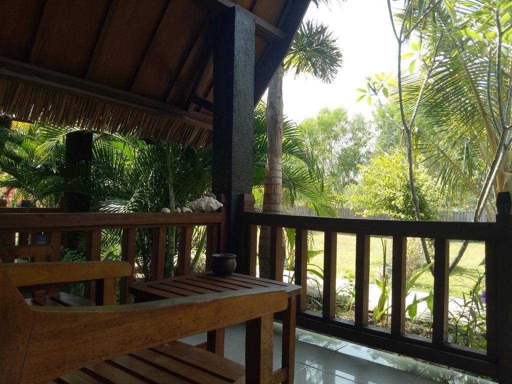 Rose Bungalow Hotel Pemenang Exterior foto