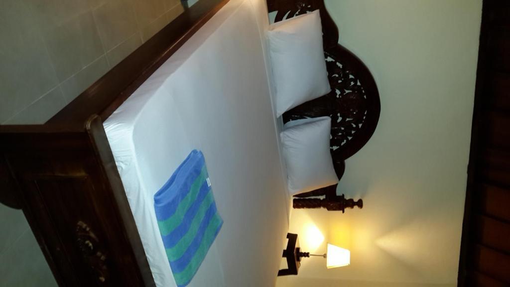 Rose Bungalow Hotel Pemenang Exterior foto
